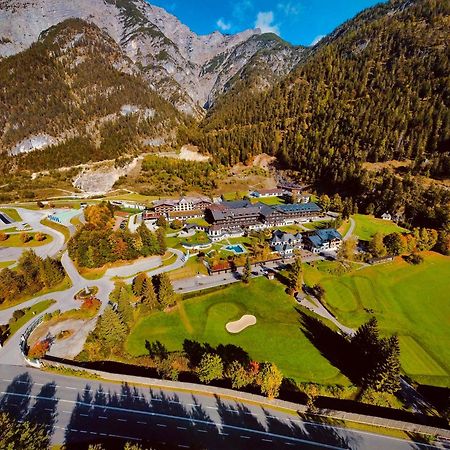 Hotel Gut Brandlhof Saalfelden ภายนอก รูปภาพ