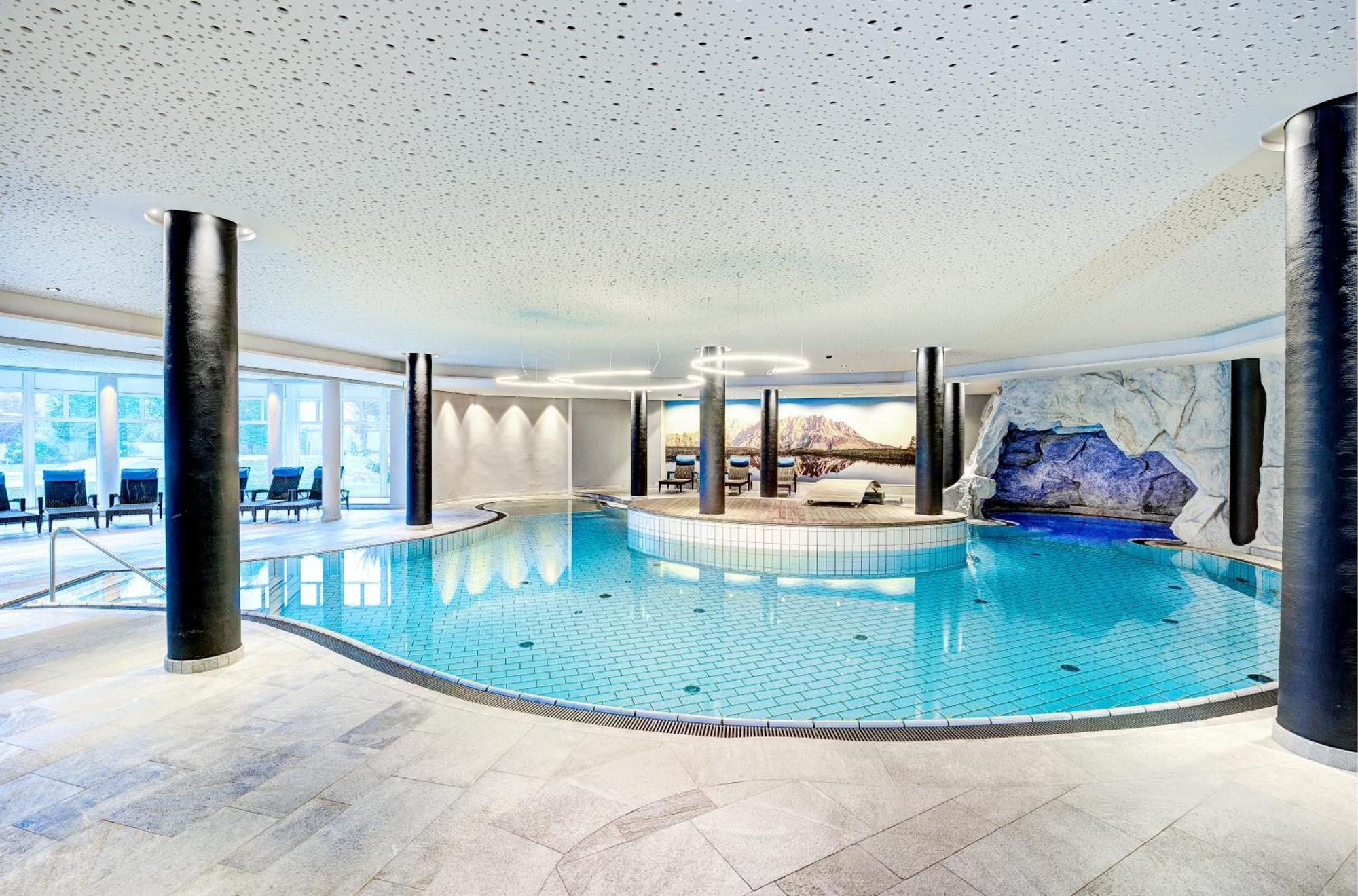Hotel Gut Brandlhof Saalfelden ภายนอก รูปภาพ