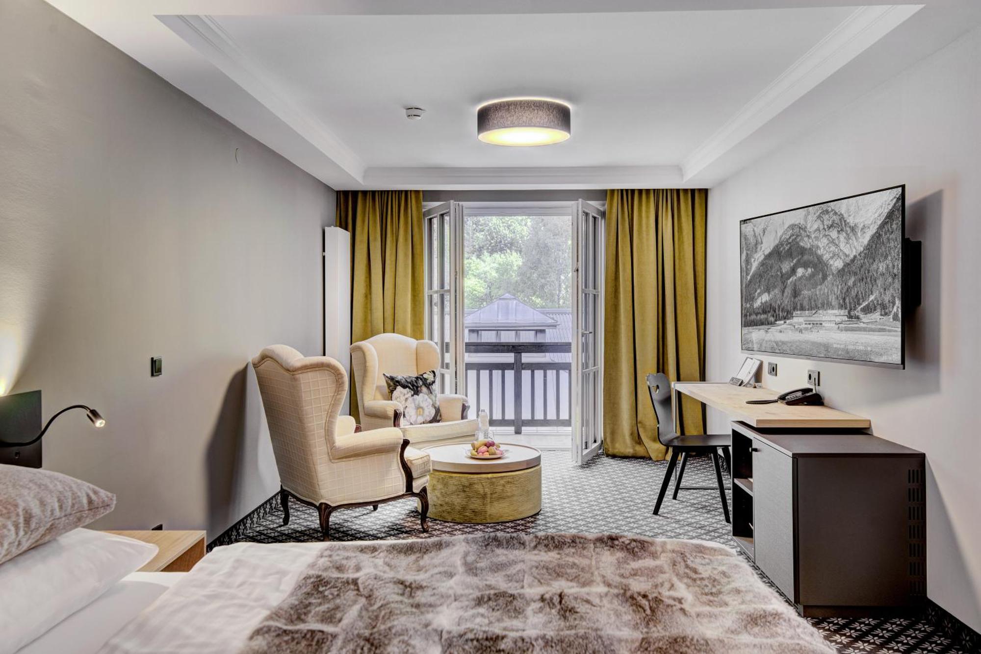 Hotel Gut Brandlhof Saalfelden ภายนอก รูปภาพ