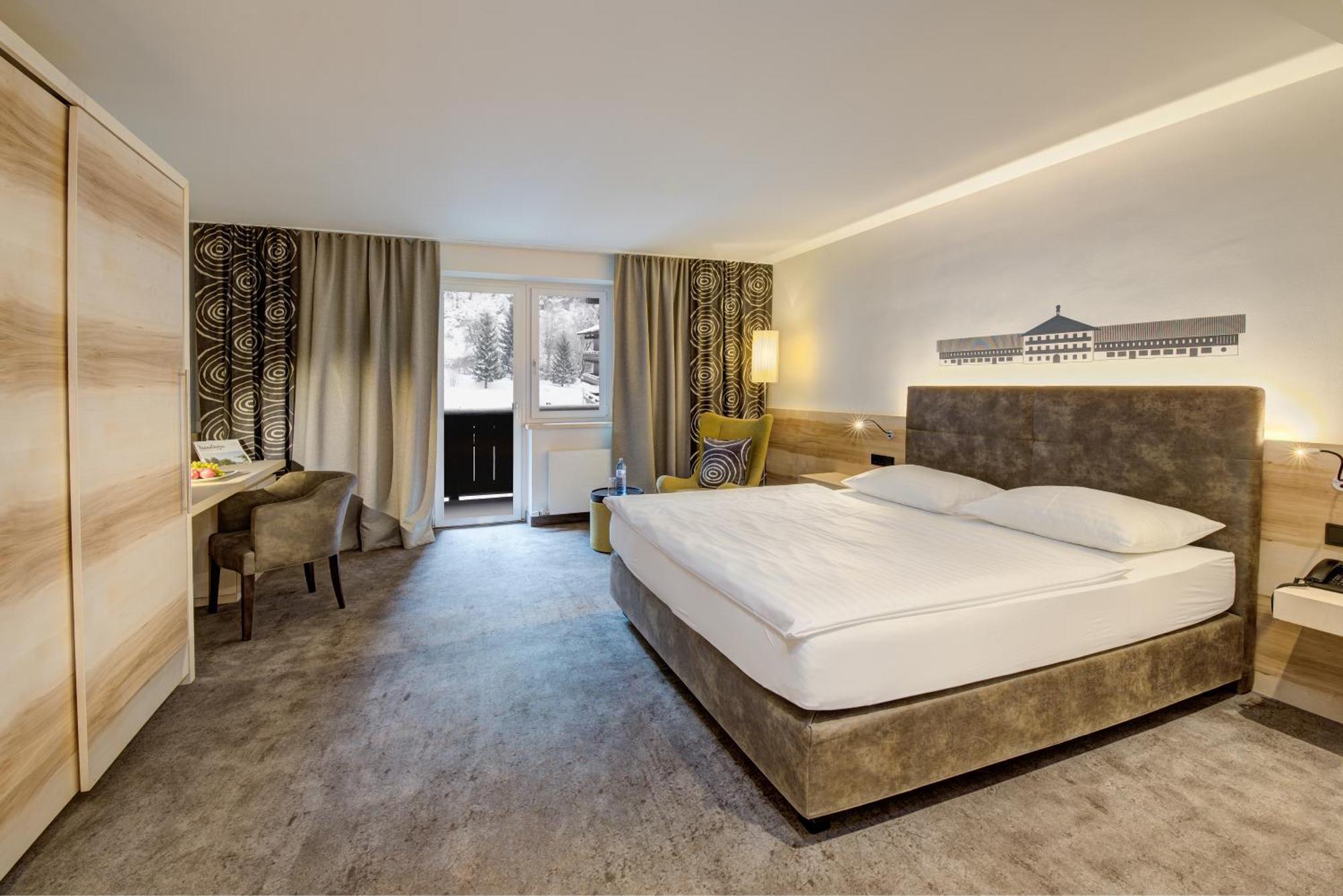 Hotel Gut Brandlhof Saalfelden ภายนอก รูปภาพ